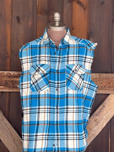 Hamm's Sailboat Bears Sleeveless Flannel- Sky Blue Waters Plaid